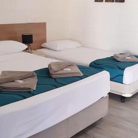 Burdekin Motor Inn Home Hill Extérieur photo